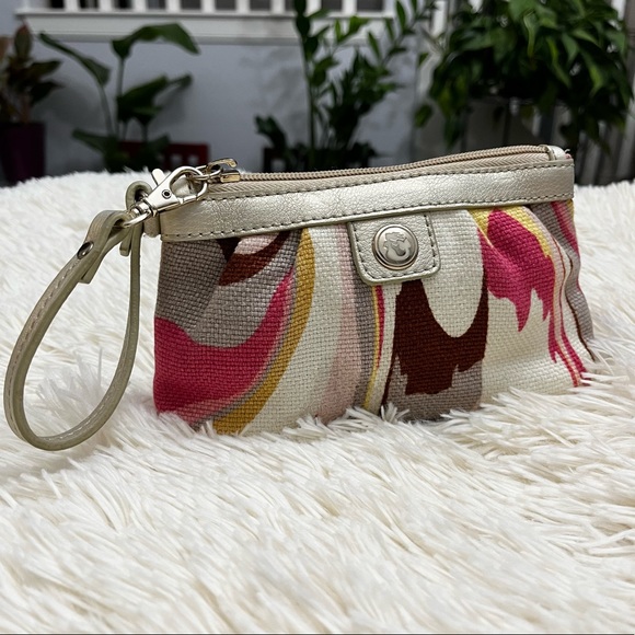 Spartina Daufuskie Island Linen/Leather Wristlet - Picture 1 of 8